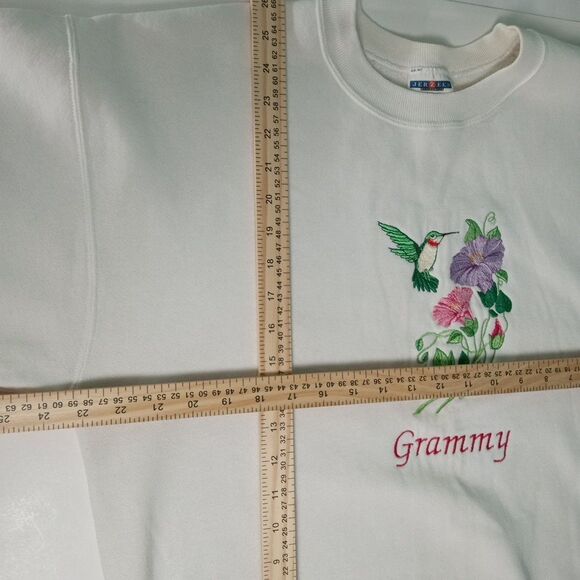 Vtg Jerzees Womens Sweatshirt Embroidered Hummingbird Flowers White Sz L Granny - Picture 6 of 6